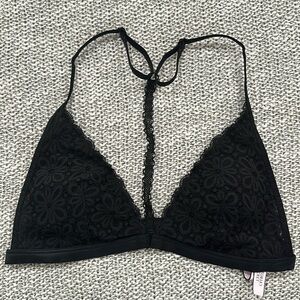 Victoria’s Secret - Black Daisy Lace Bralette - T Strap (Size Medium)